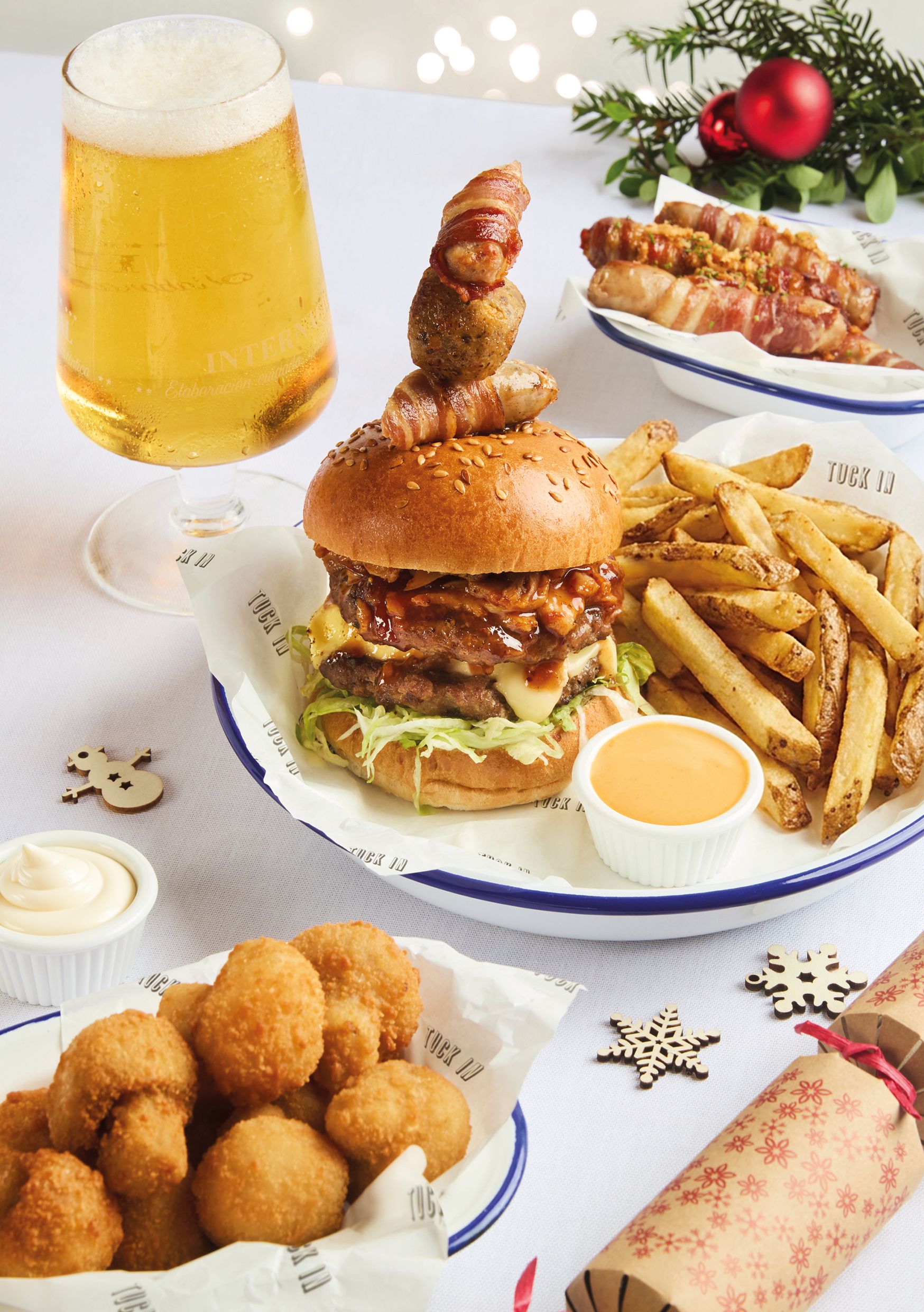 Festive Lunch & Dinner at The Voyager in Hutton Meadows
